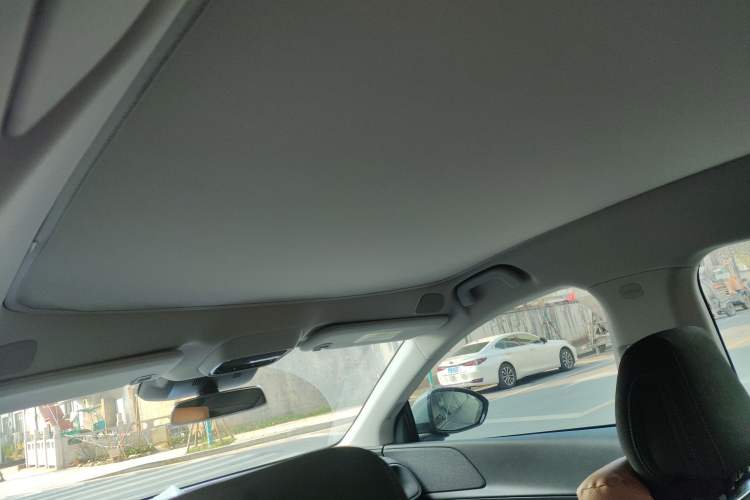 Used XPeng G6 2023 755 Ultra-Long Range Pro Headliner