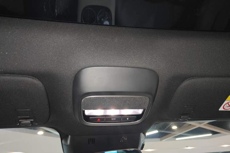 Used XPeng G6 2023 580 Long-Range Max Headliner