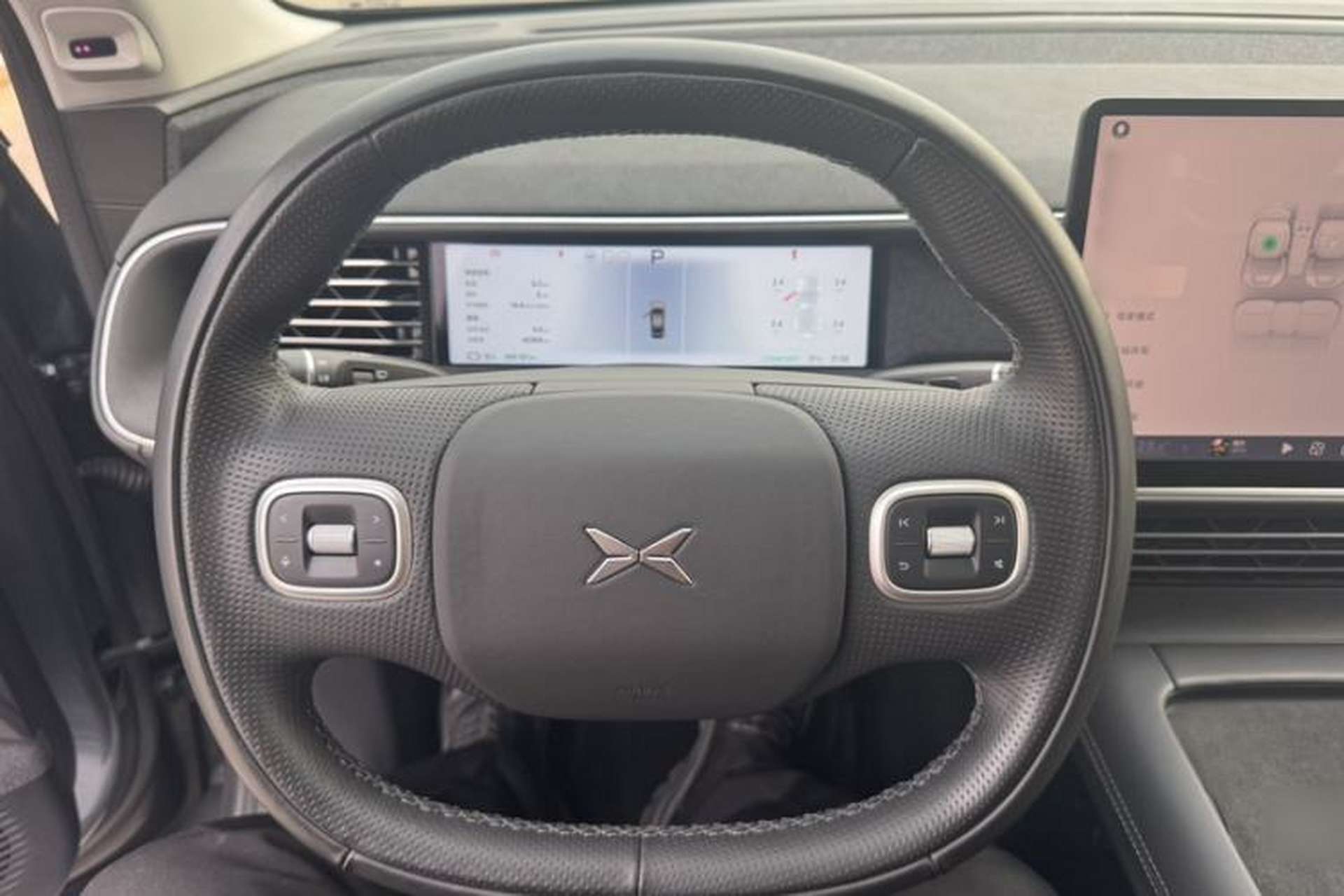 Used XPeng G6 2023 580 Long-Range Pro Interior 2