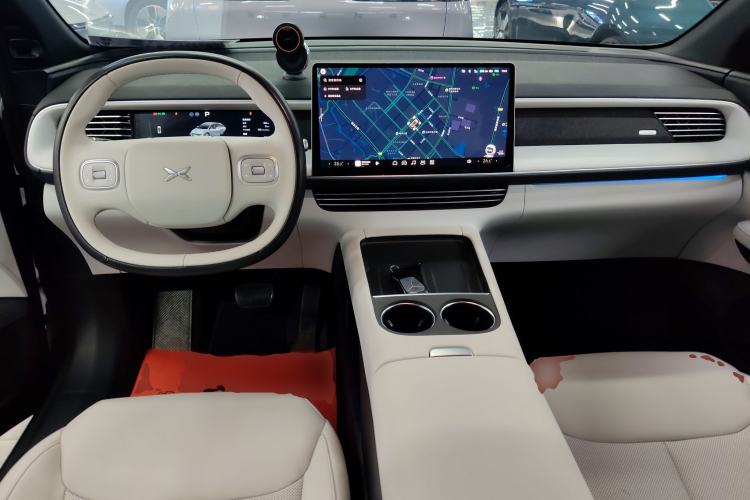 Used XPeng G6 2023 580 Long-Range Pro Interior 2