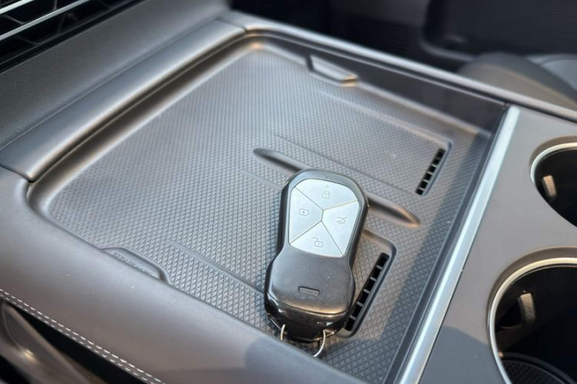 Used XPeng G6 2023 580 Long-Range Pro Interior 2
