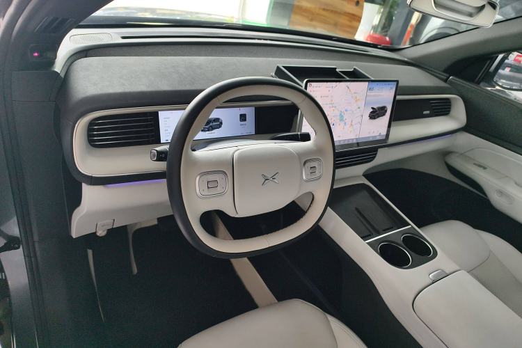 Used XPeng G6 2023 580 Long-Range Max Interior 2