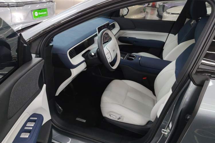 Used XPeng G6 2023 580 Long-Range Max Interior 3