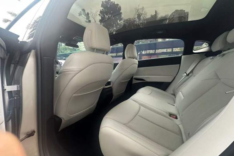 Used XPeng G6 2023 700 Four-Wheel Drive Performance Max Interior 3