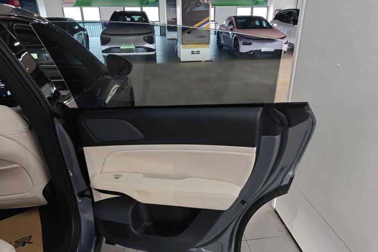 Used XPeng G6 2023 580 Long-Range Max Interior 3