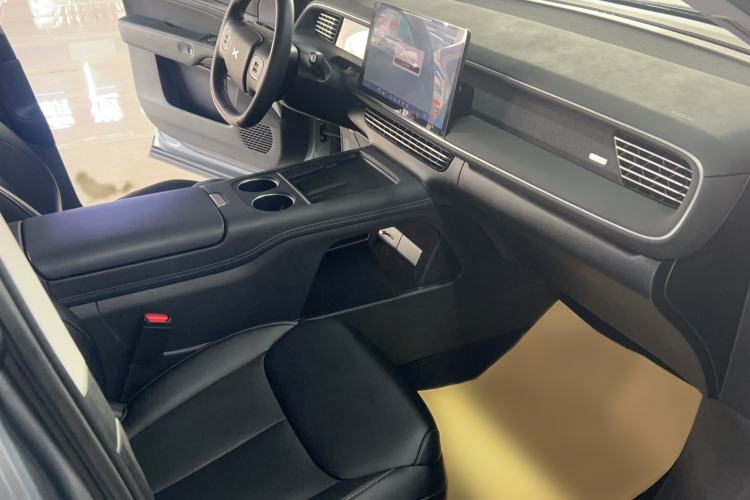 Used XPeng G6 2023 580 Long-Range Pro Interior 4