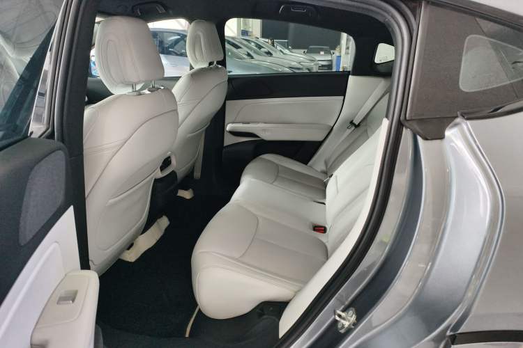 Used XPeng G6 2023 580 Long-Range Max Interior 4