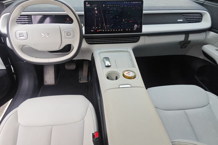 Used XPeng G6 2023 580 Long-Range Pro Interior 5