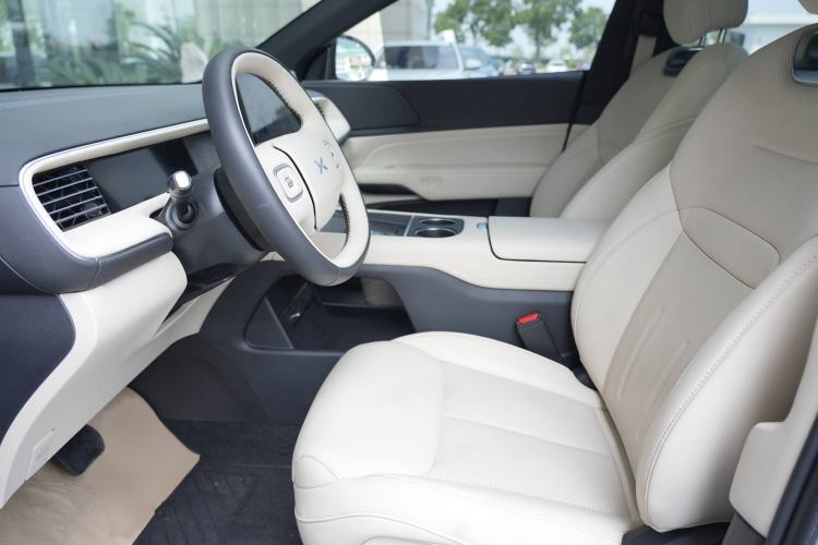 Used XPeng G6 2023 580 Long-Range Max Interior 7