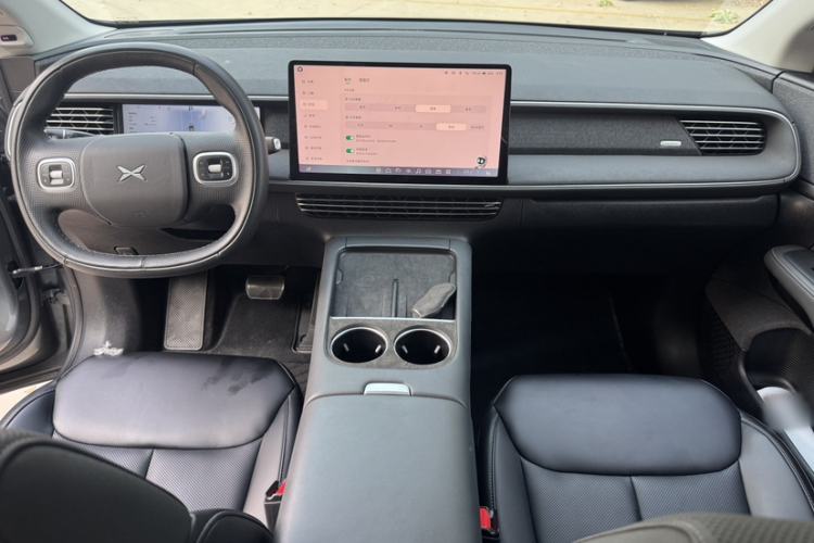 Used XPeng G6 2023 580 Long-Range Pro Interior 7
