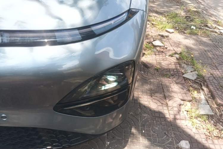 Used XPeng G6 2023 580 Long-Range Pro Left Front Headlight