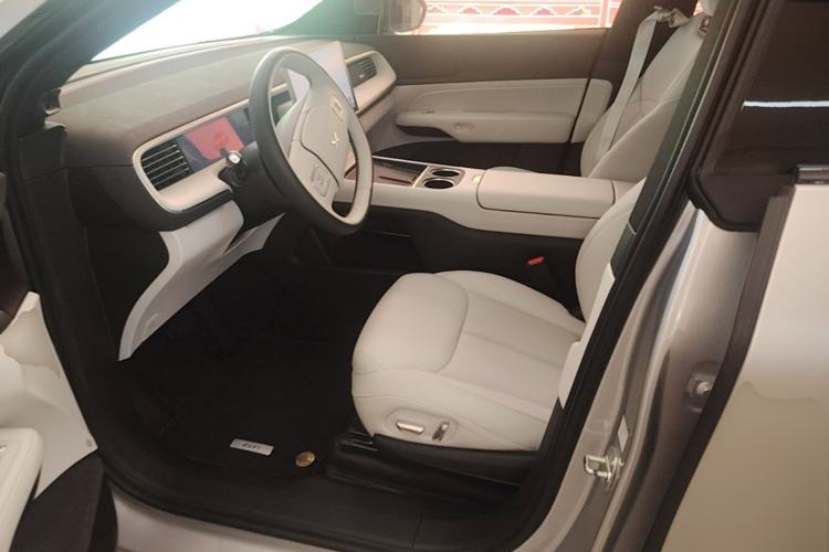 Used XPeng G6 2023 580 Long-Range Max Left Front Seat