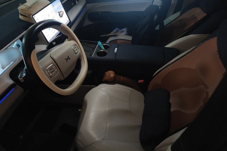 Used XPeng G6 2023 755 Ultra-Long Range Max Left Front Seat
