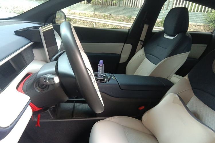 Used XPeng G6 2023 580 Long-Range Pro Left Front Seat