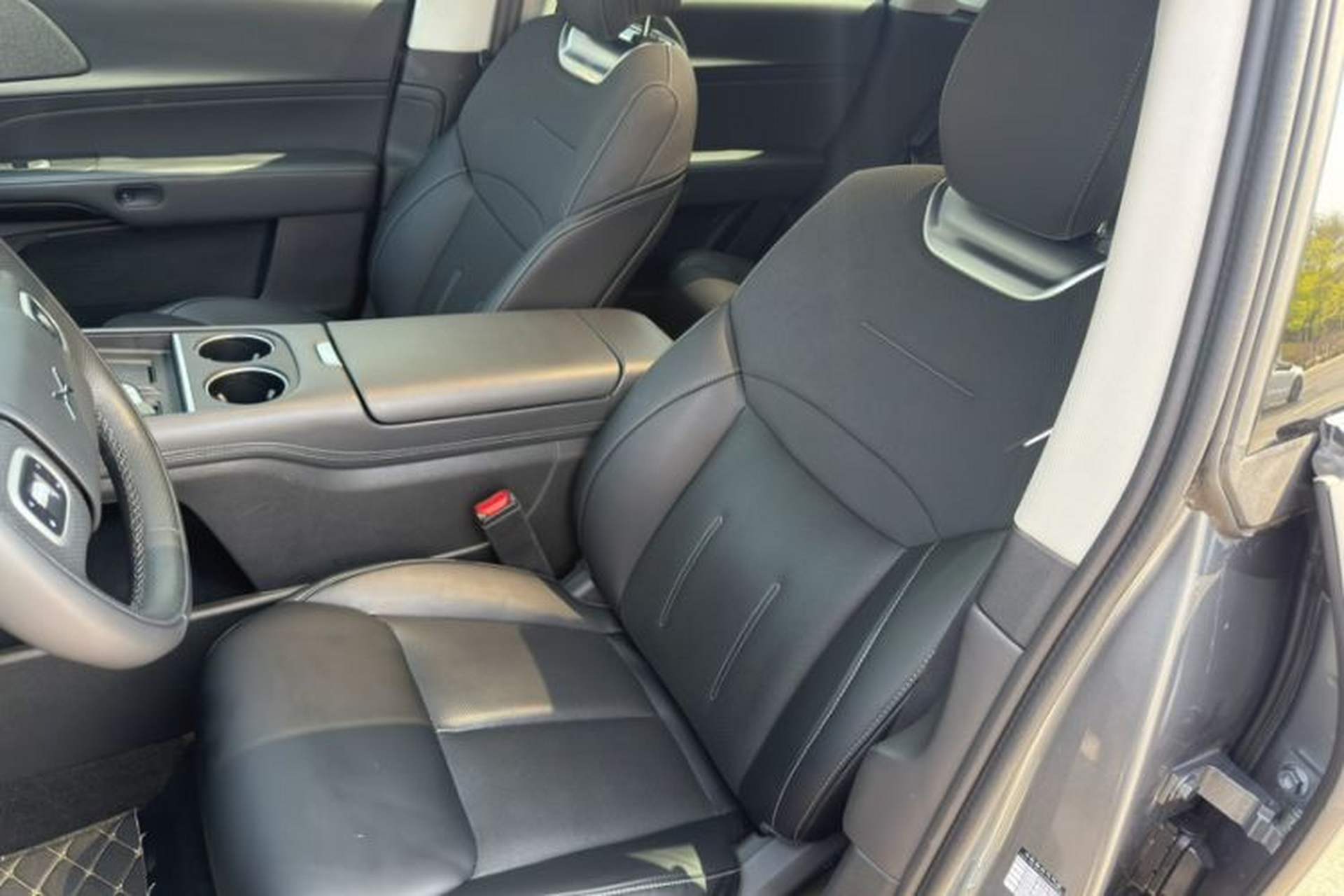 Used XPeng G6 2023 580 Long-Range Pro Left Front Seat