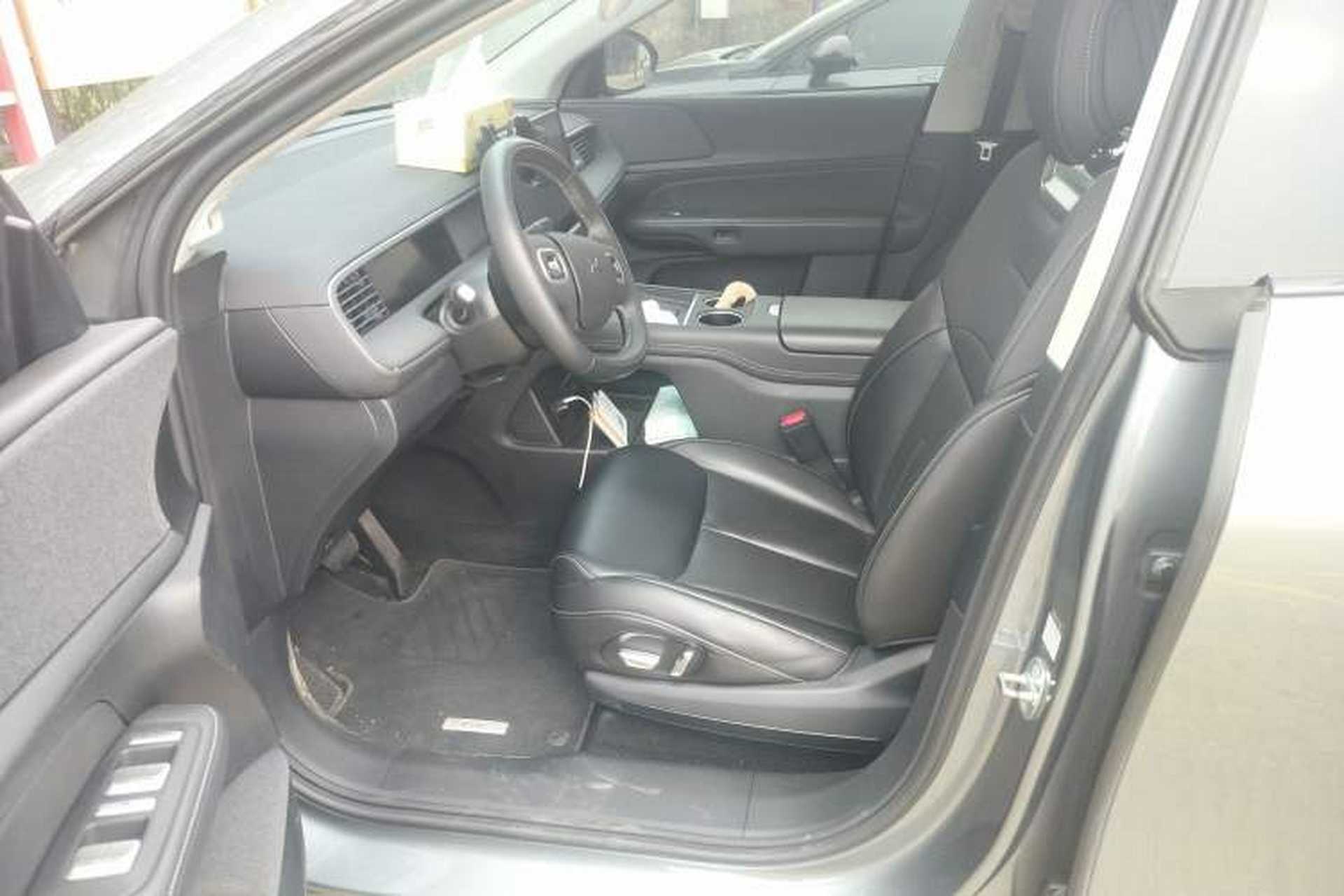 Used XPeng G6 2023 755 Ultra-Long Range Pro Left Front Seat