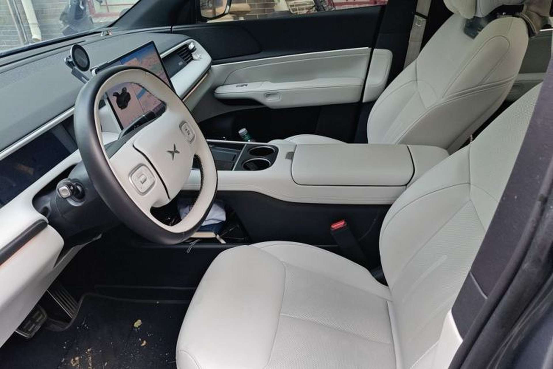 Used XPeng G6 2023 755 Ultra-Long Range Max Left Front Seat