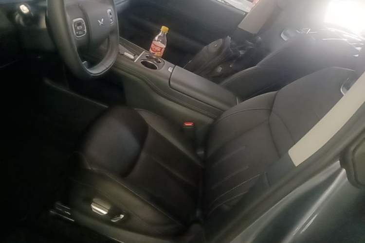 Used XPeng G6 2023 580 Long-Range Pro Left Front Seat