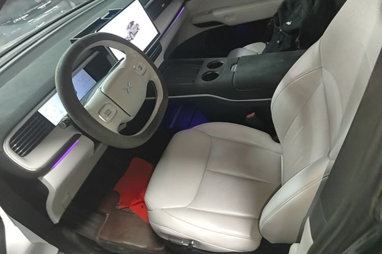Used XPeng G6 2023 580 Long-Range Pro Left Front Seat