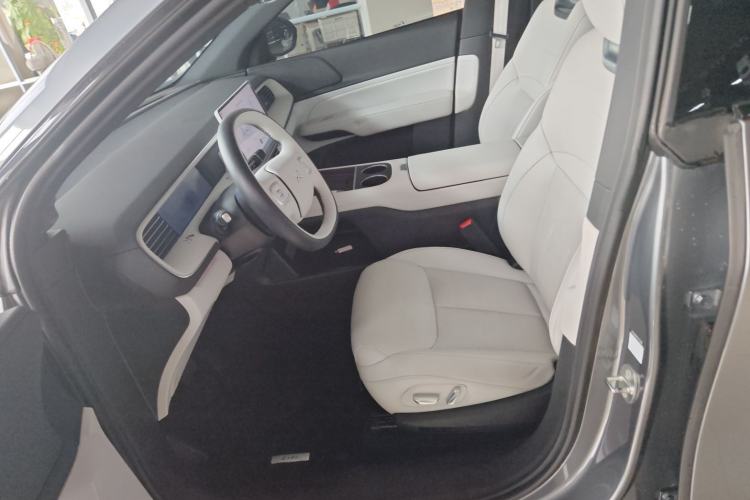 Used XPeng G6 2023 755 Ultra-Long Range Pro Left Front Seat