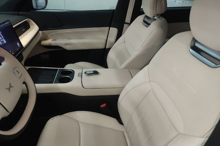 Used XPeng G6 2023 580 Long-Range Pro Left Front Seat
