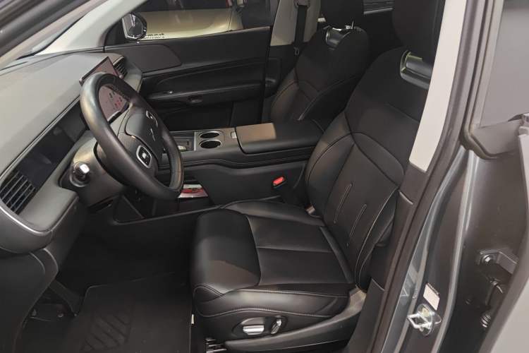 Used XPeng G6 2023 755 Ultra-Long Range Pro Left Front Seat