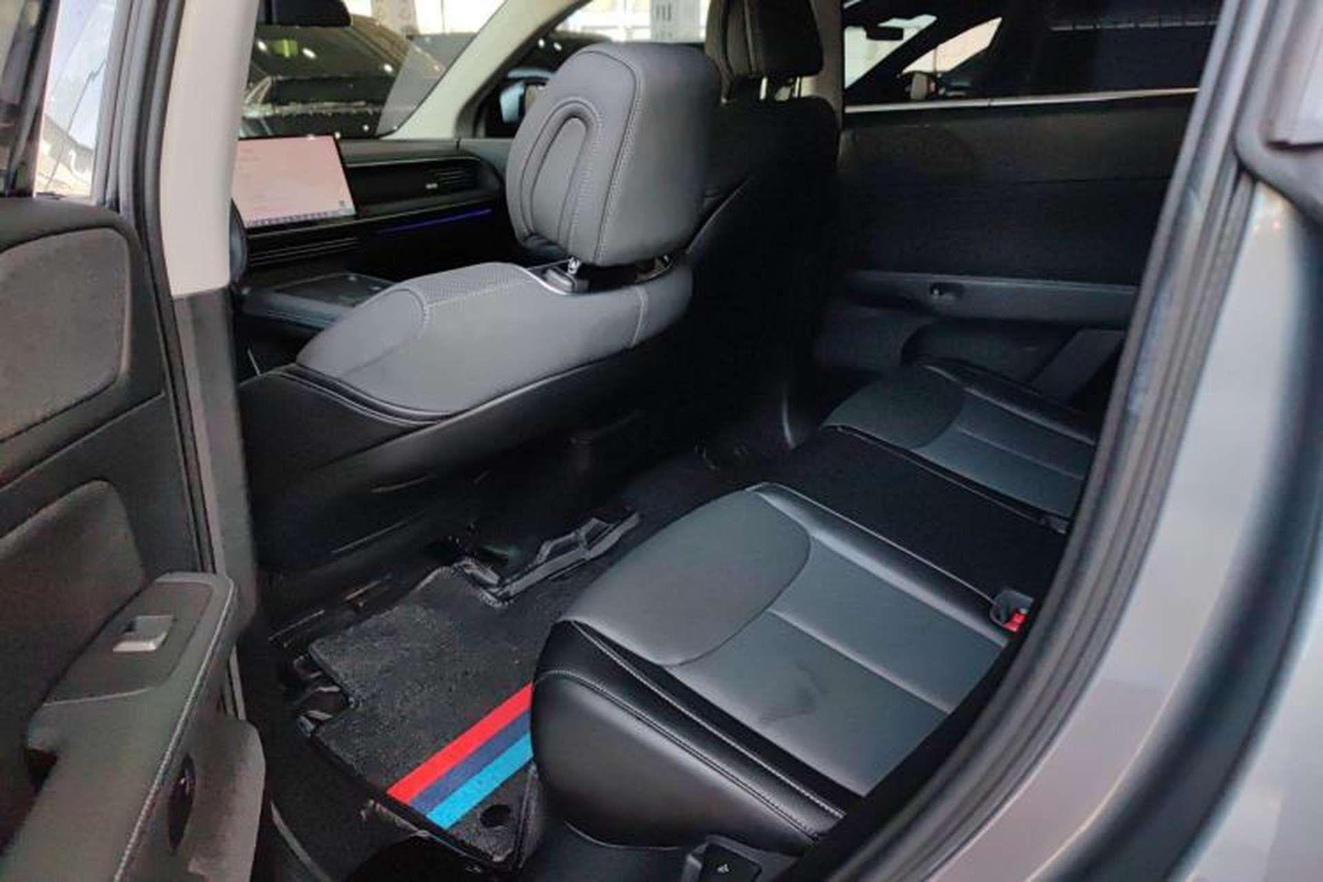 Used XPeng G6 2023 580 Long-Range Max Left Rear Seat