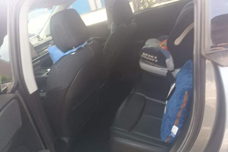 Used XPeng G6 2023 580 Long-Range Pro Left Rear Seat