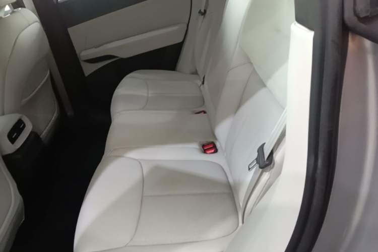 Used XPeng G6 2023 580 Long-Range Pro Left Rear Seat