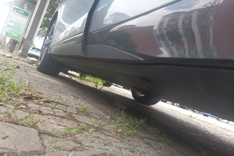Used XPeng G6 2023 580 Long-Range Pro Left Side Sill