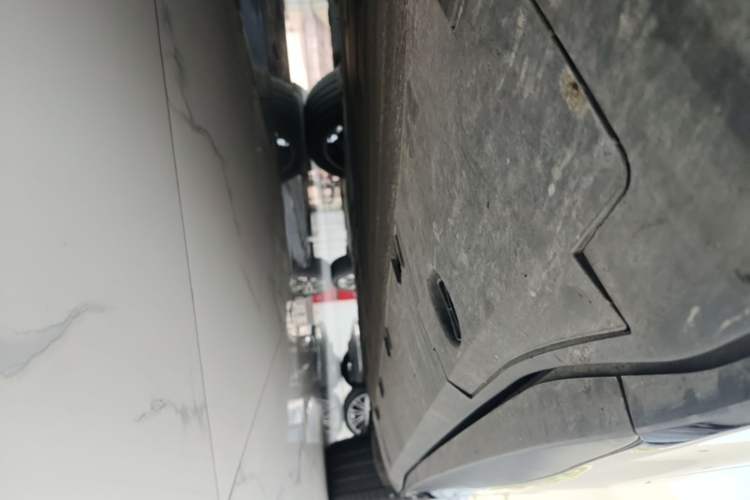 Used XPeng G6 2023 580 Long-Range Pro Left Side Sill