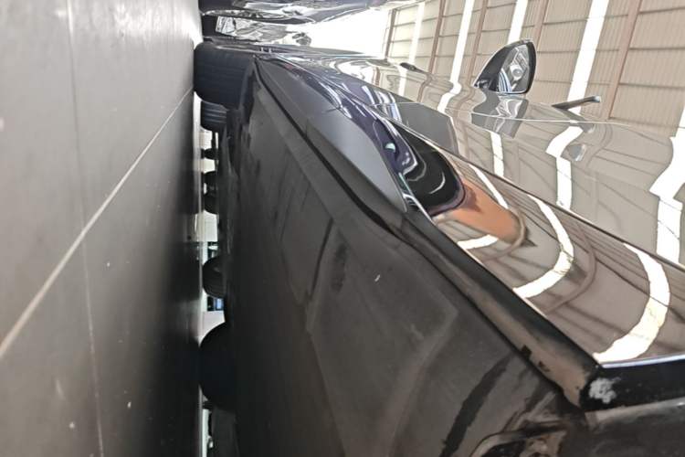 Used XPeng G6 2023 580 Long-Range Max Left Side Sill