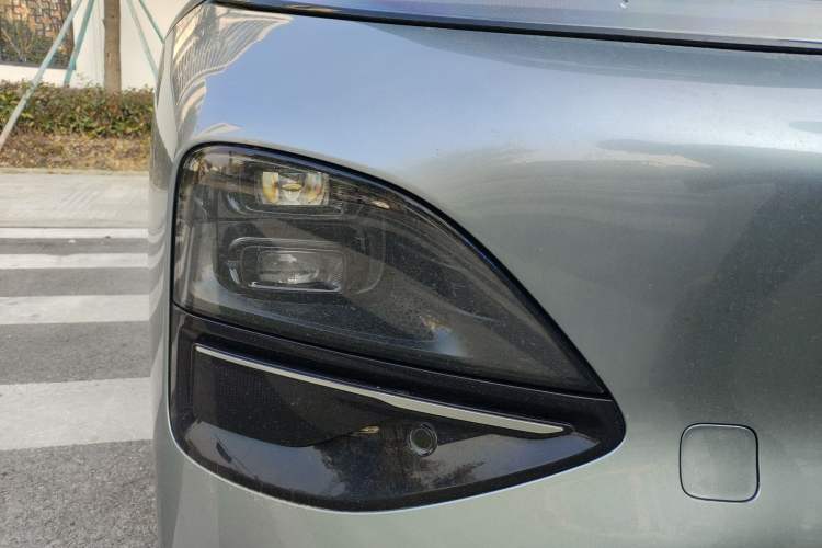 Used XPeng G6 2023 755 Ultra-Long Range Pro Right Front Headlight