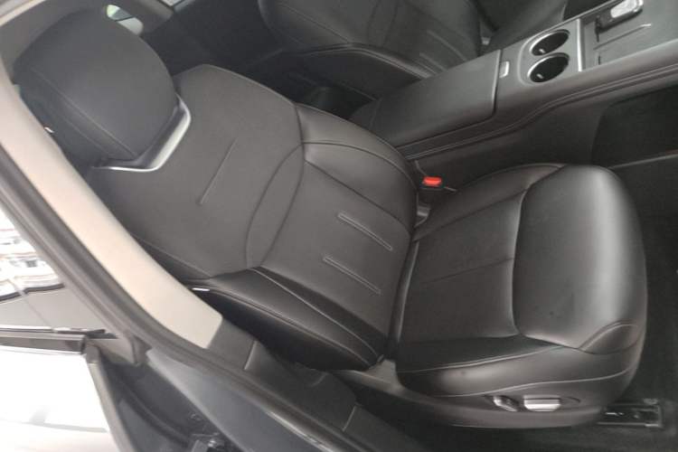 Used XPeng G6 2023 755 Ultra-Long Range Pro Right Front Seat