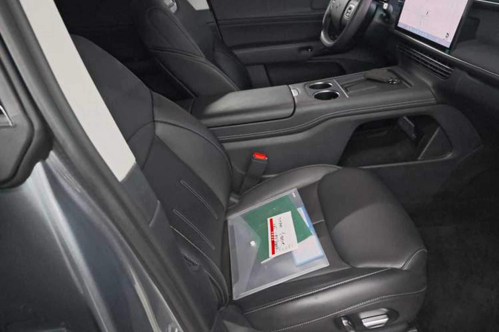 Used XPeng G6 2023 580 Long-Range Pro Right Front Seat
