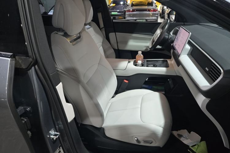 Used XPeng G6 2023 755 Ultra-Long Range Pro Right Front Seat