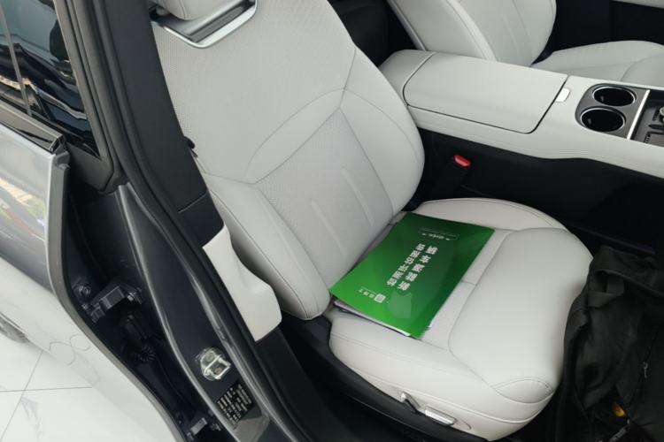 Used XPeng G6 2023 580 Long-Range Pro Right Front Seat