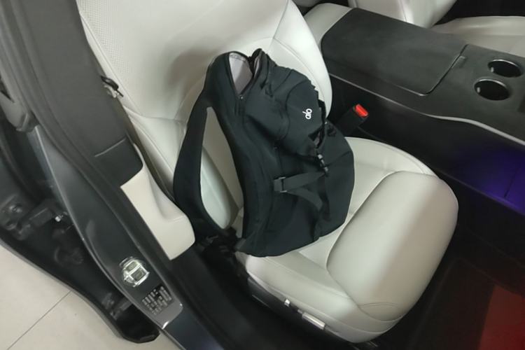 Used XPeng G6 2023 580 Long-Range Pro Right Front Seat