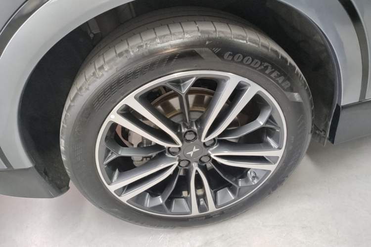 Used XPeng G6 2023 755 Ultra-Long Range Pro Right Rear Wheel Hub