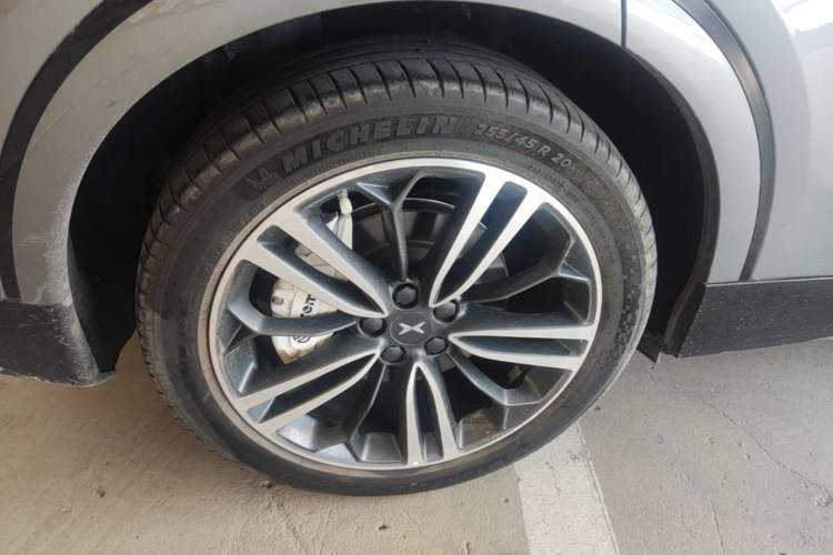 Used XPeng G6 2023 755 Ultra-Long Range Max Right Rear Wheel Hub