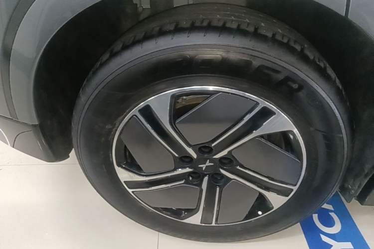 Used XPeng G6 2023 580 Long-Range Pro Right Rear Wheel Hub