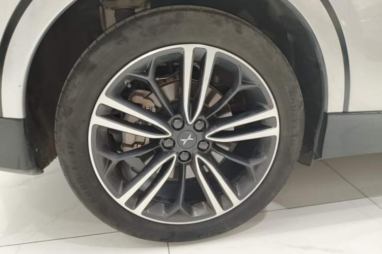 Used XPeng G6 2023 580 Long-Range Max Right Rear Wheel Hub