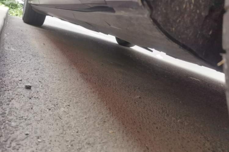 Used XPeng G6 2023 580 Long-Range Pro Right Side Sill