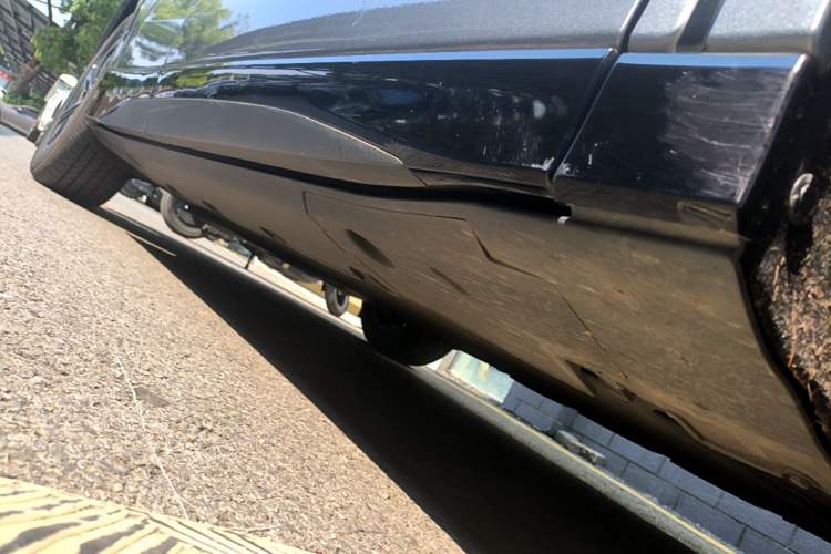 Used XPeng G6 2023 755 Ultra-Long Range Pro Right Side Sill