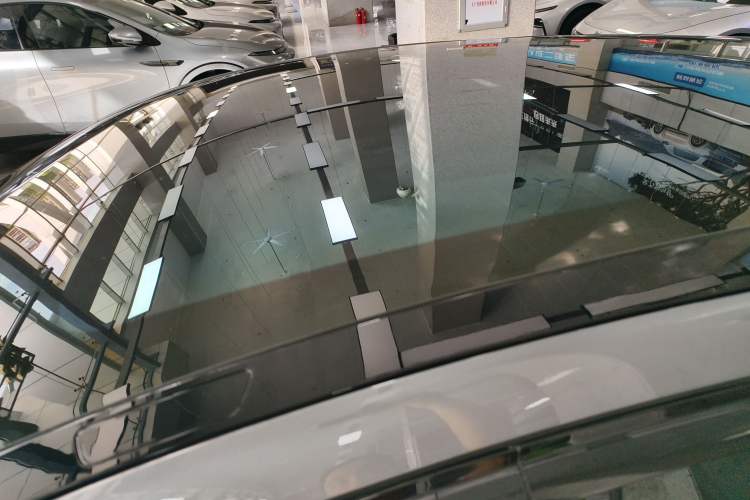 Used XPeng G6 2023 580 Long-Range Max Roof