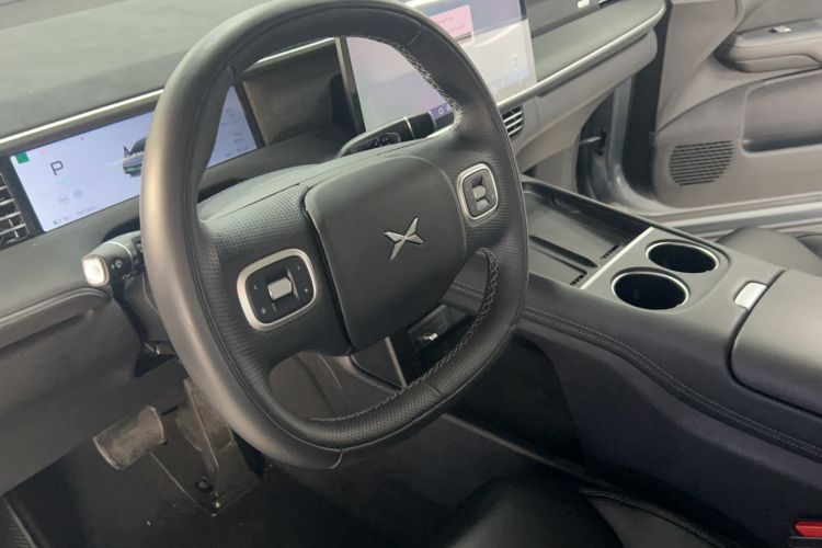 Used XPeng G6 2023 580 Long-Range Pro Steering Wheel