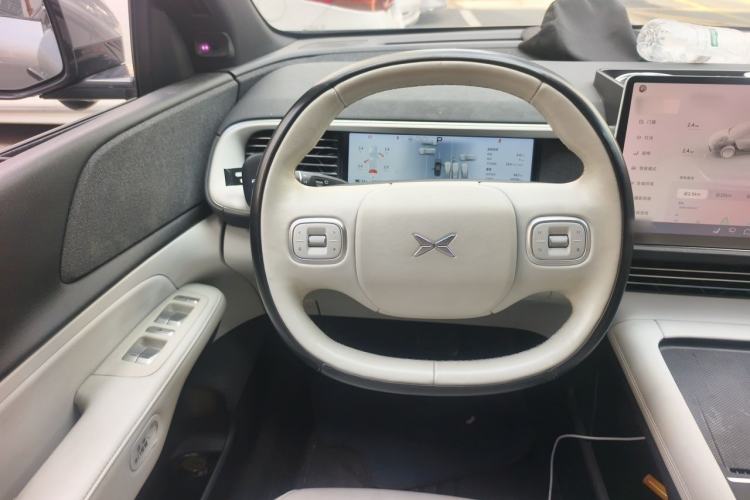 Used XPeng G6 2023 580 Long-Range Pro Steering Wheel