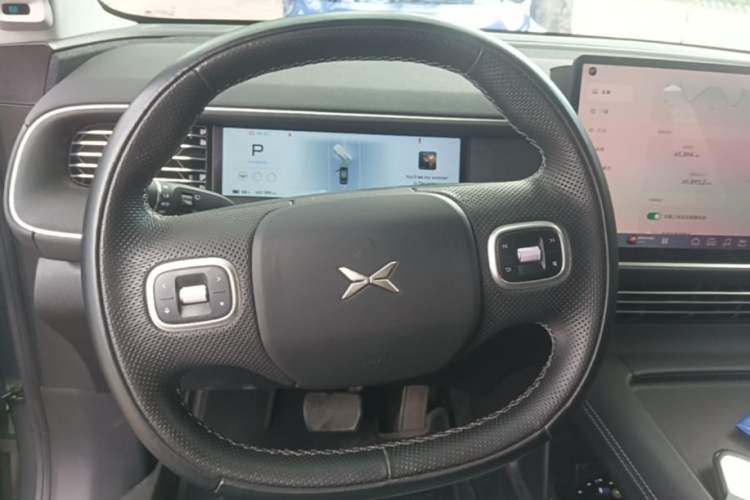 Used XPeng G6 2023 580 Long-Range Pro Steering Wheel
