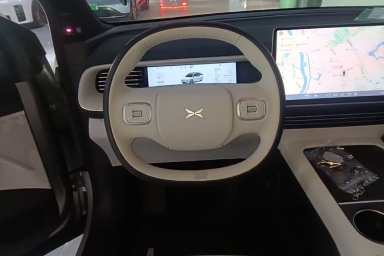 Used XPeng G6 2023 580 Long-Range Pro Steering Wheel