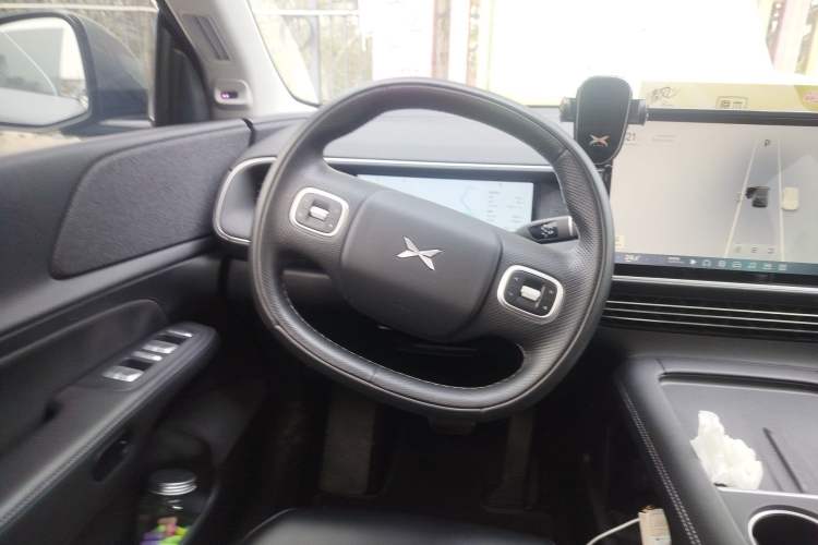 Used XPeng G6 2023 755 Ultra-Long Range Pro Steering Wheel